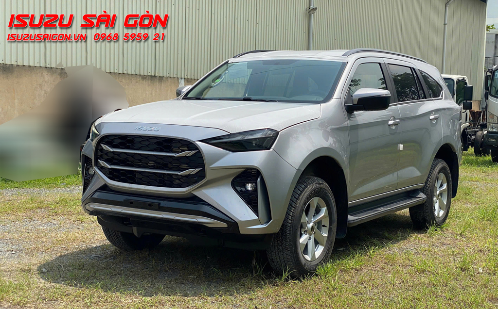 Xe Isuzu MuX Số Sàn B7 MT 1